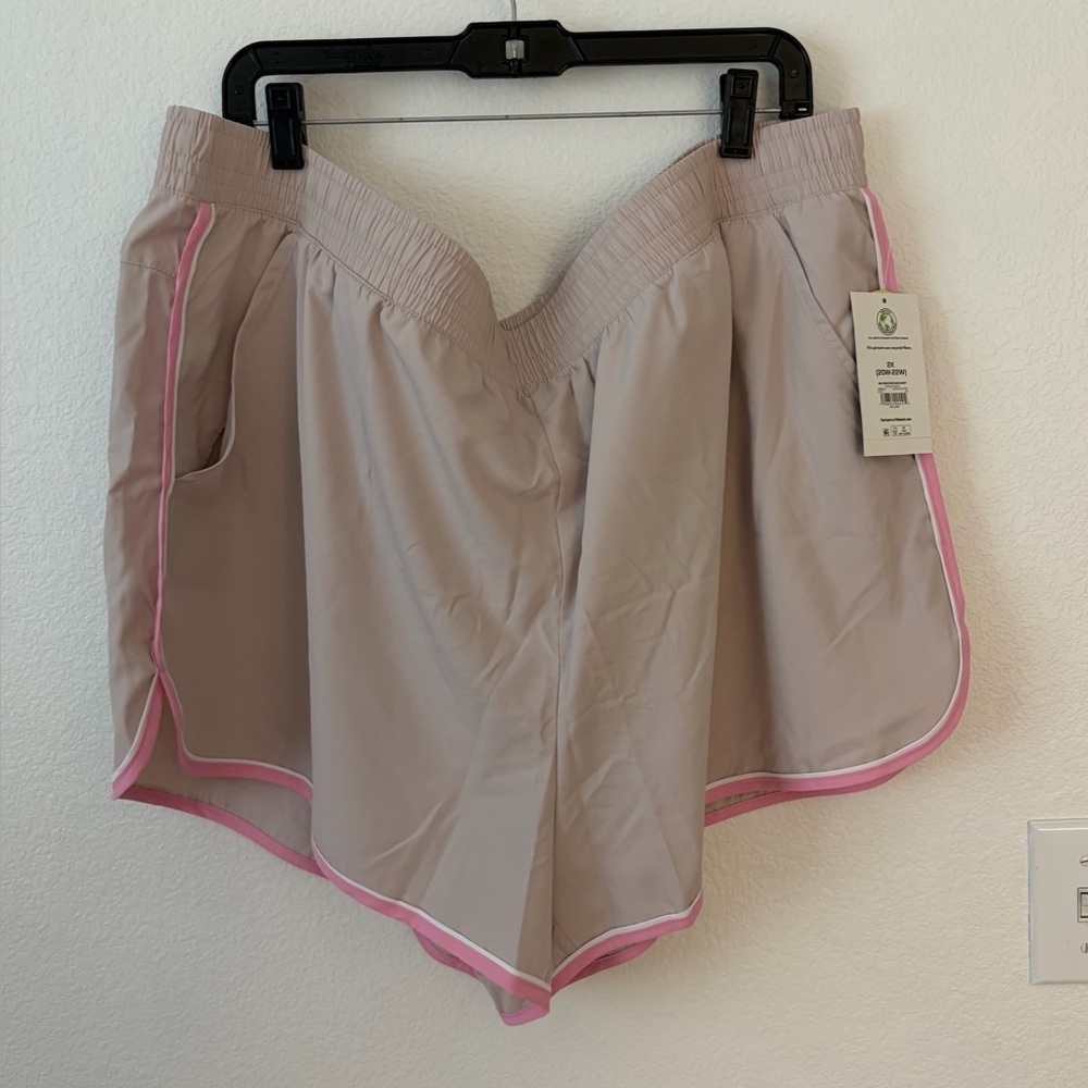 NWT Women's Tan Athletic Shorts with Pink Trim XXL (20/22W)